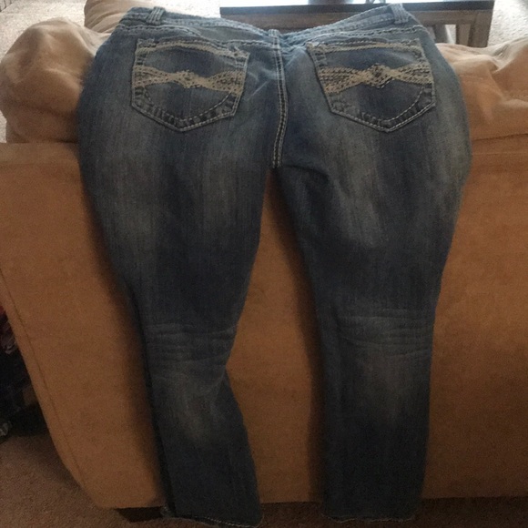 Jeans - Picture 3 of 3